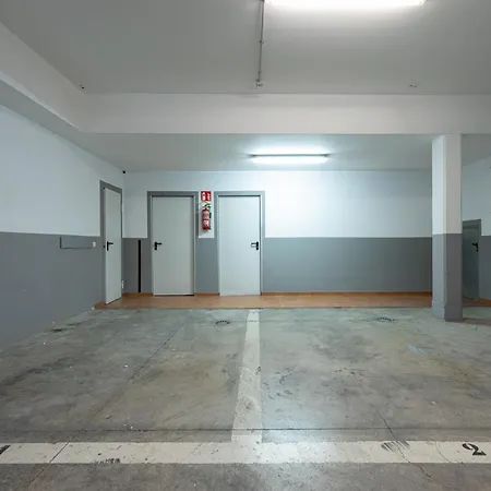 Modern 2br House - Private Pool - Parking *
