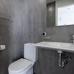 Modern 2br House - Private Pool - Parking * San Bartolomé