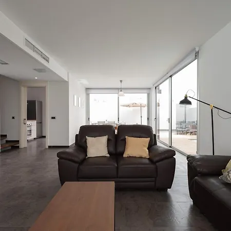 ヴィラ Modern 2br House - Private Pool - Parking