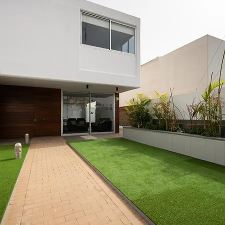 Βίλα Modern 2br House - Private Pool - Parking *