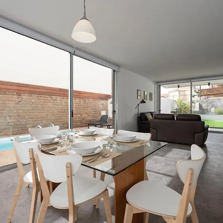 ヴィラ Modern 2br House - Private Pool - Parking *