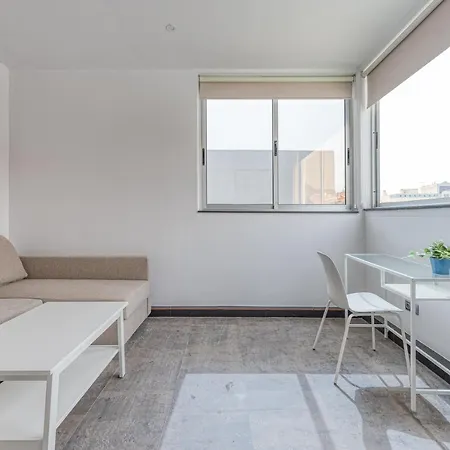 Modern 2br House - Private Pool - Parking * San Bartolomé